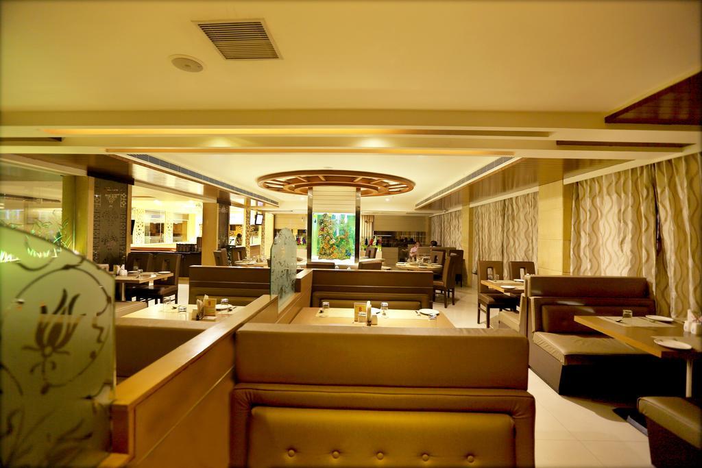 Swagath Grand Suchitra Hotel Hyderabad Exterior photo