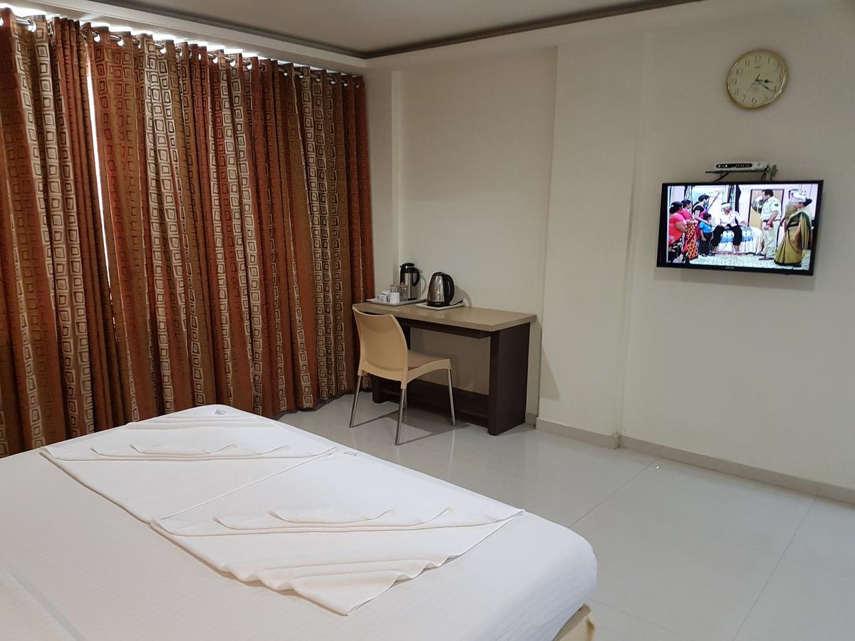 Swagath Grand Suchitra Hotel Hyderabad Exterior photo